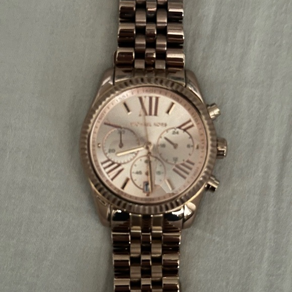 Michael Kors Watch - Rose Gold - Picture 1 of 4